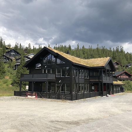 Den Lykkelige Sportsmann Hotel Gaustablikk Exterior foto